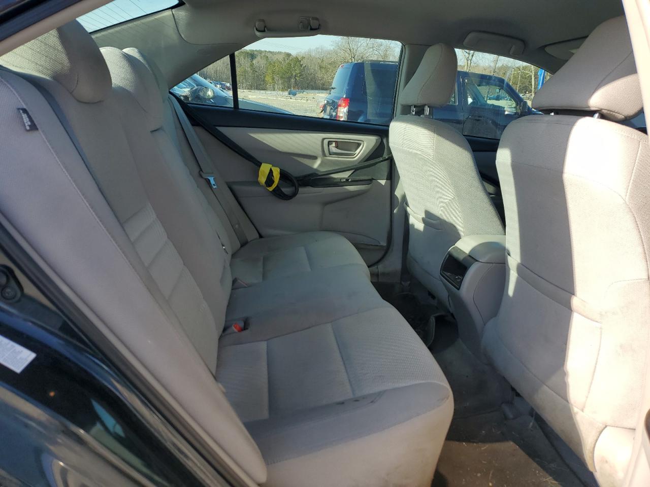 2015 Toyota Camry - Image 10