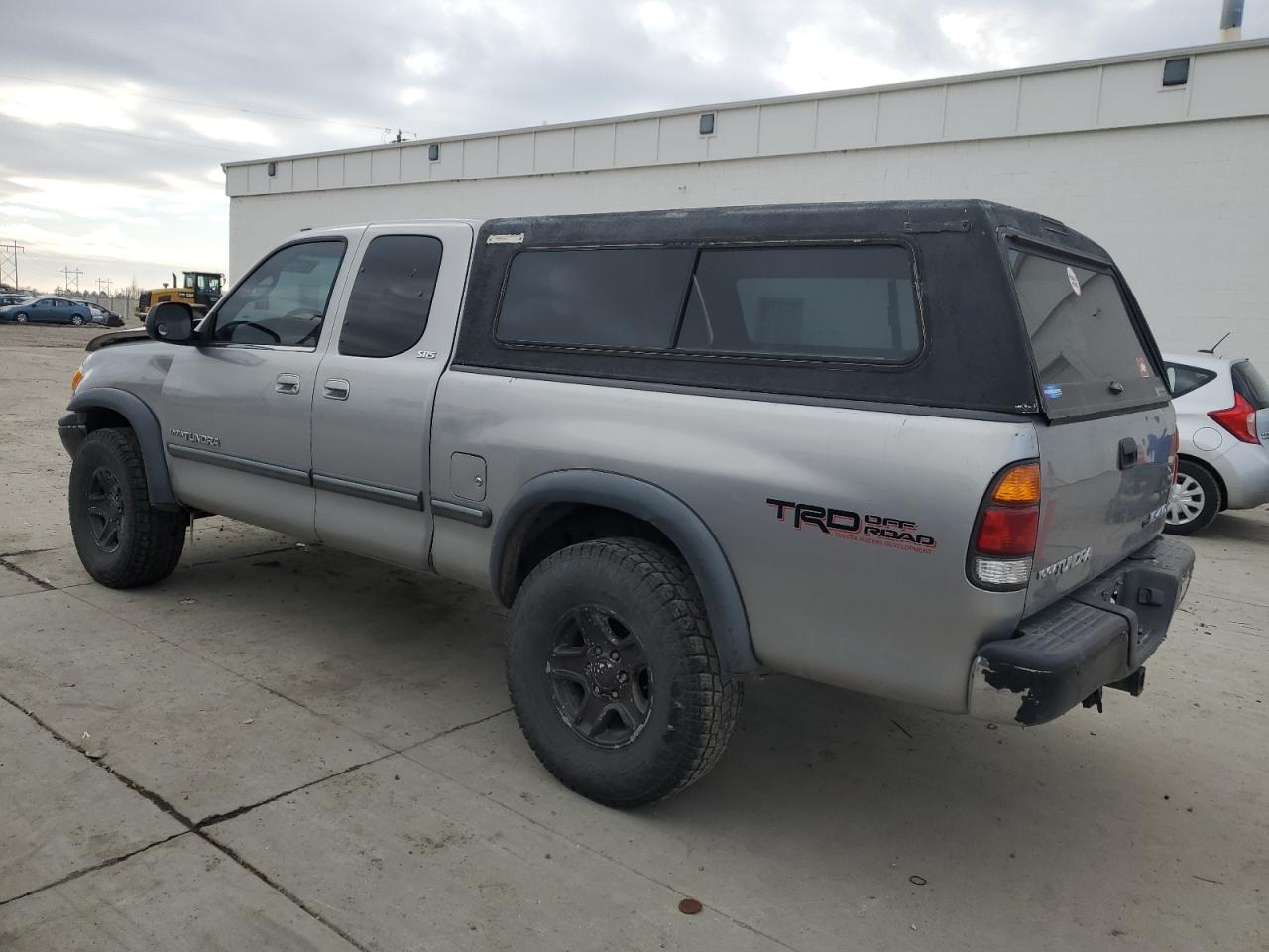 2002 Toyota Tundra - Image 2