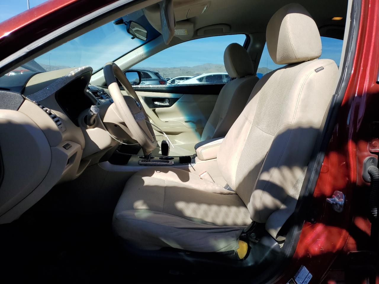 2015 Nissan Altima - Image 7