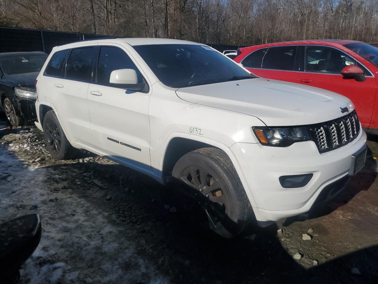 2017 Jeep Grand Cherokee - Image 4