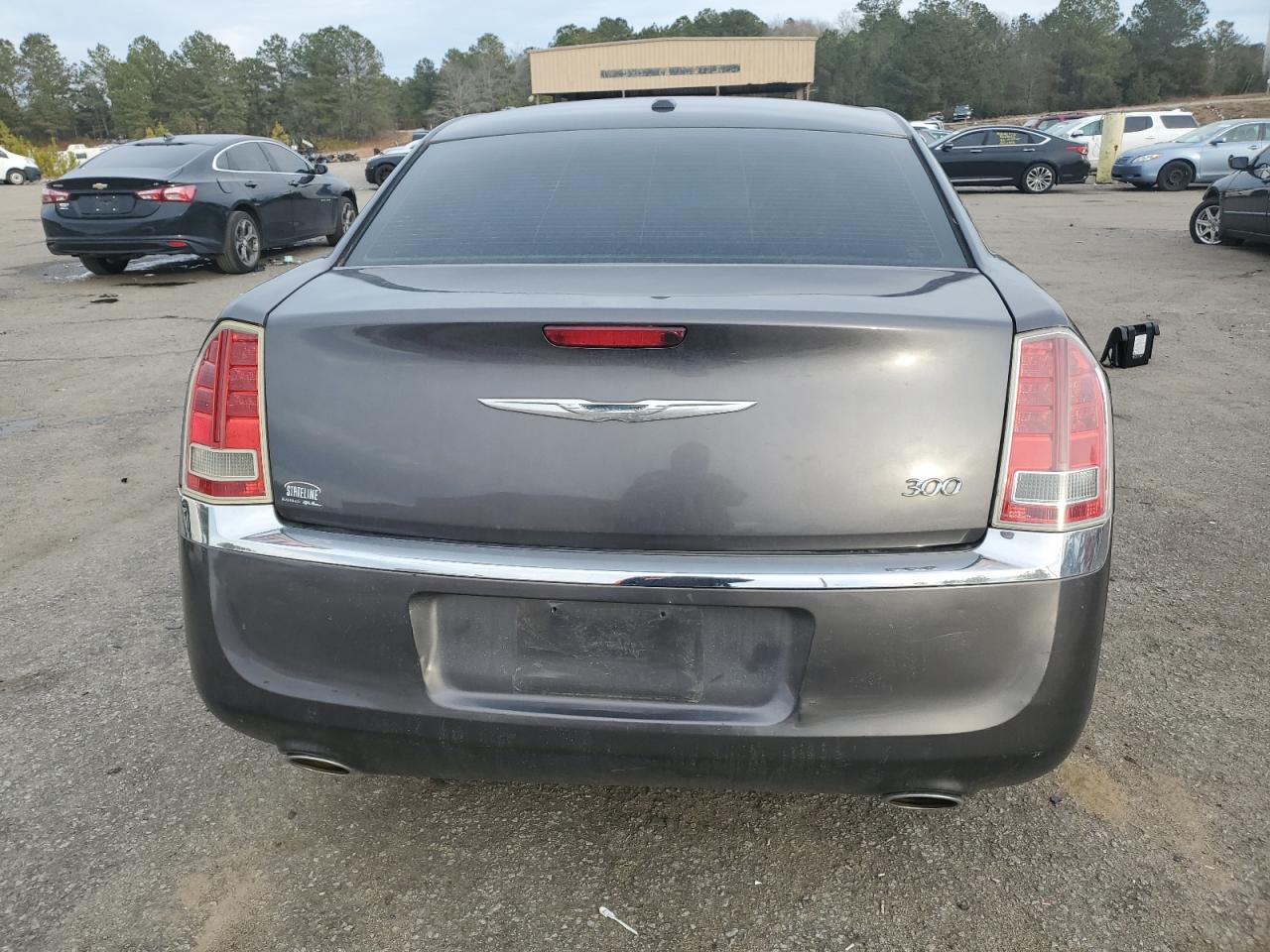 2014 Chrysler 300 - Image 6