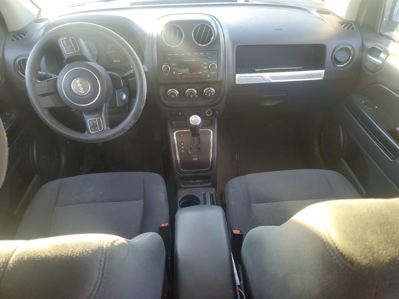 2016 Jeep Compass - Image 8