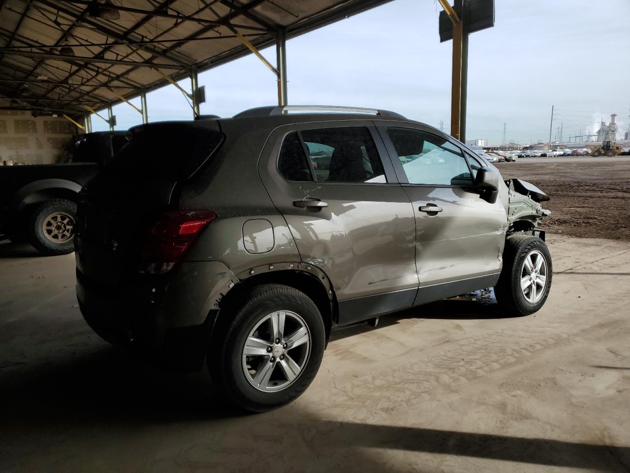 2022 Chevrolet Trax - Image 3