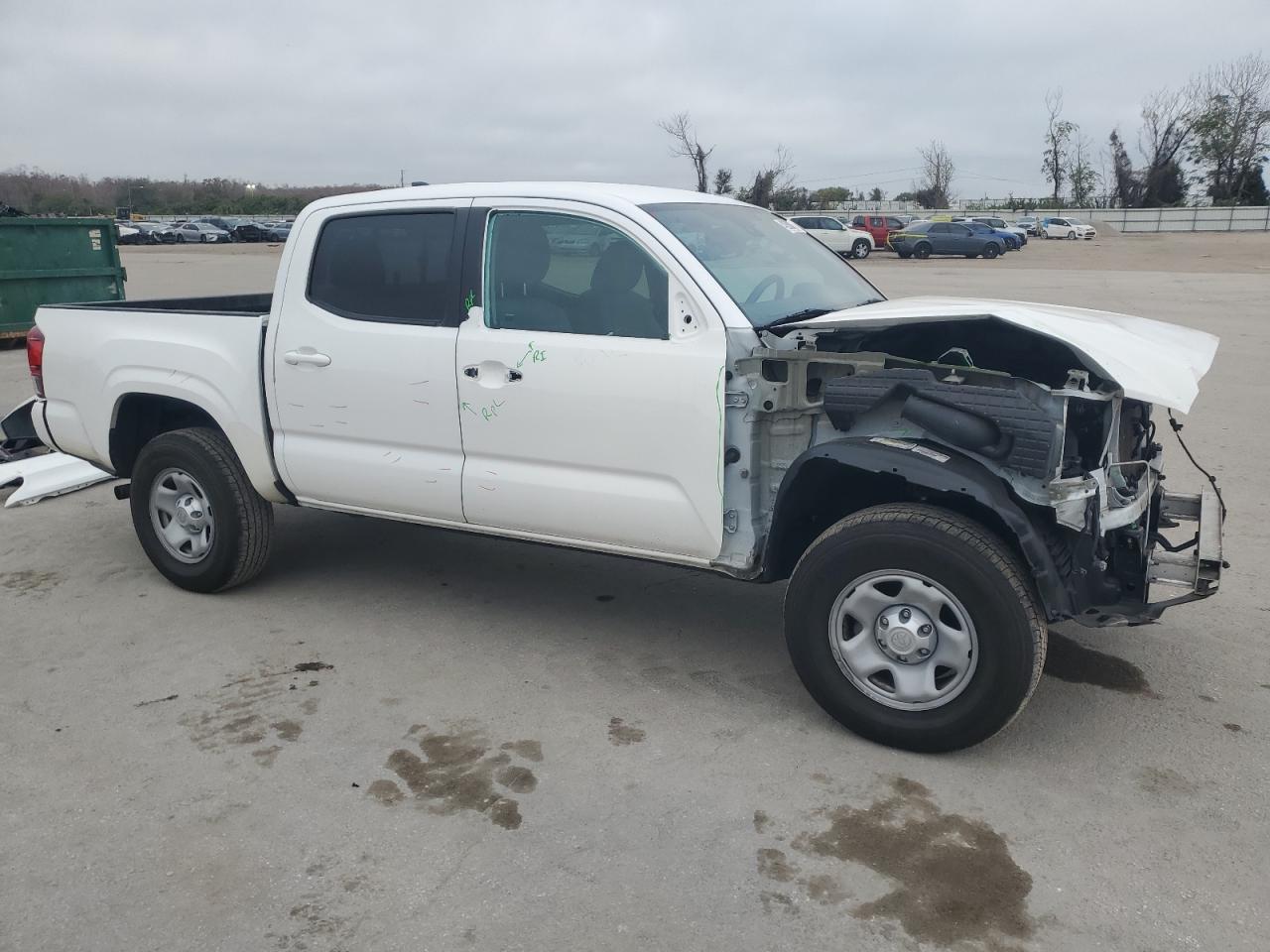 2019 Toyota Tacoma - Image 4