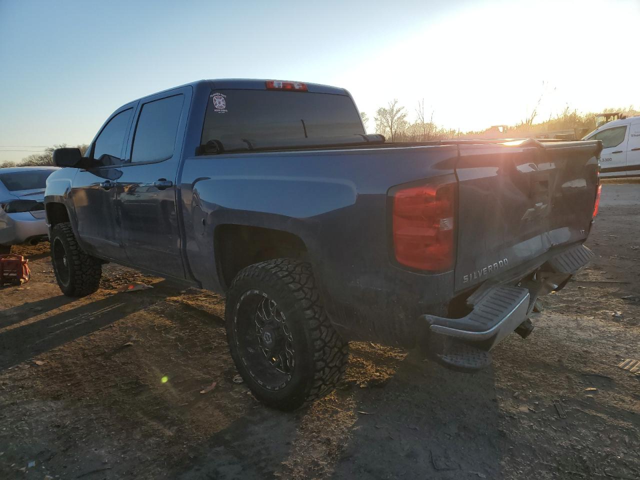 2015 Chevrolet Silverado - Image 2