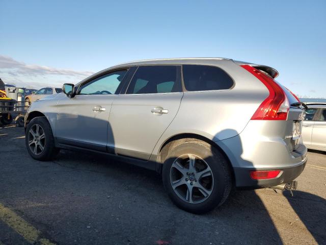 Parquets VOLVO XC60 2012 Srebrny