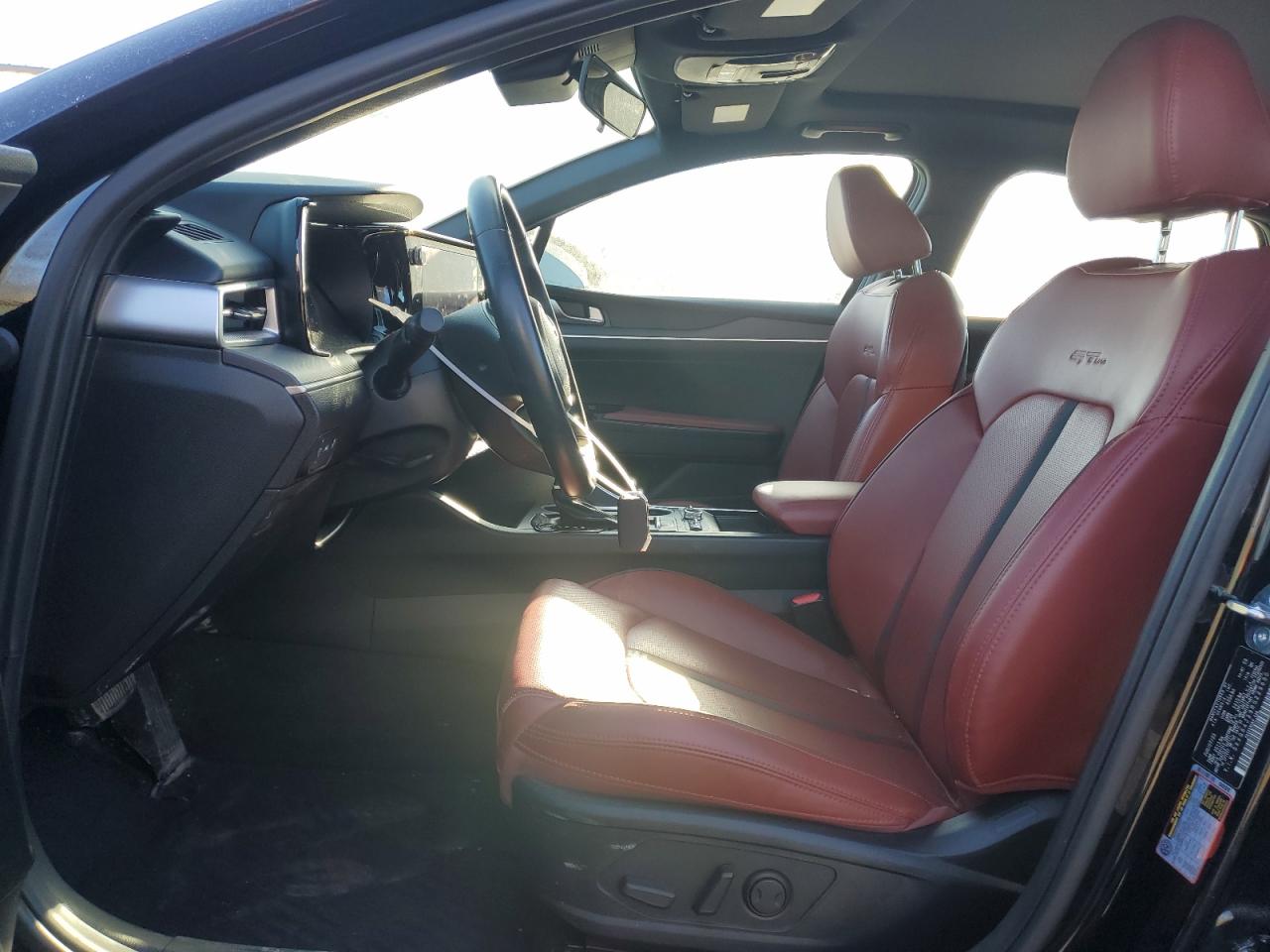 2024 Kia K5 - Image 7
