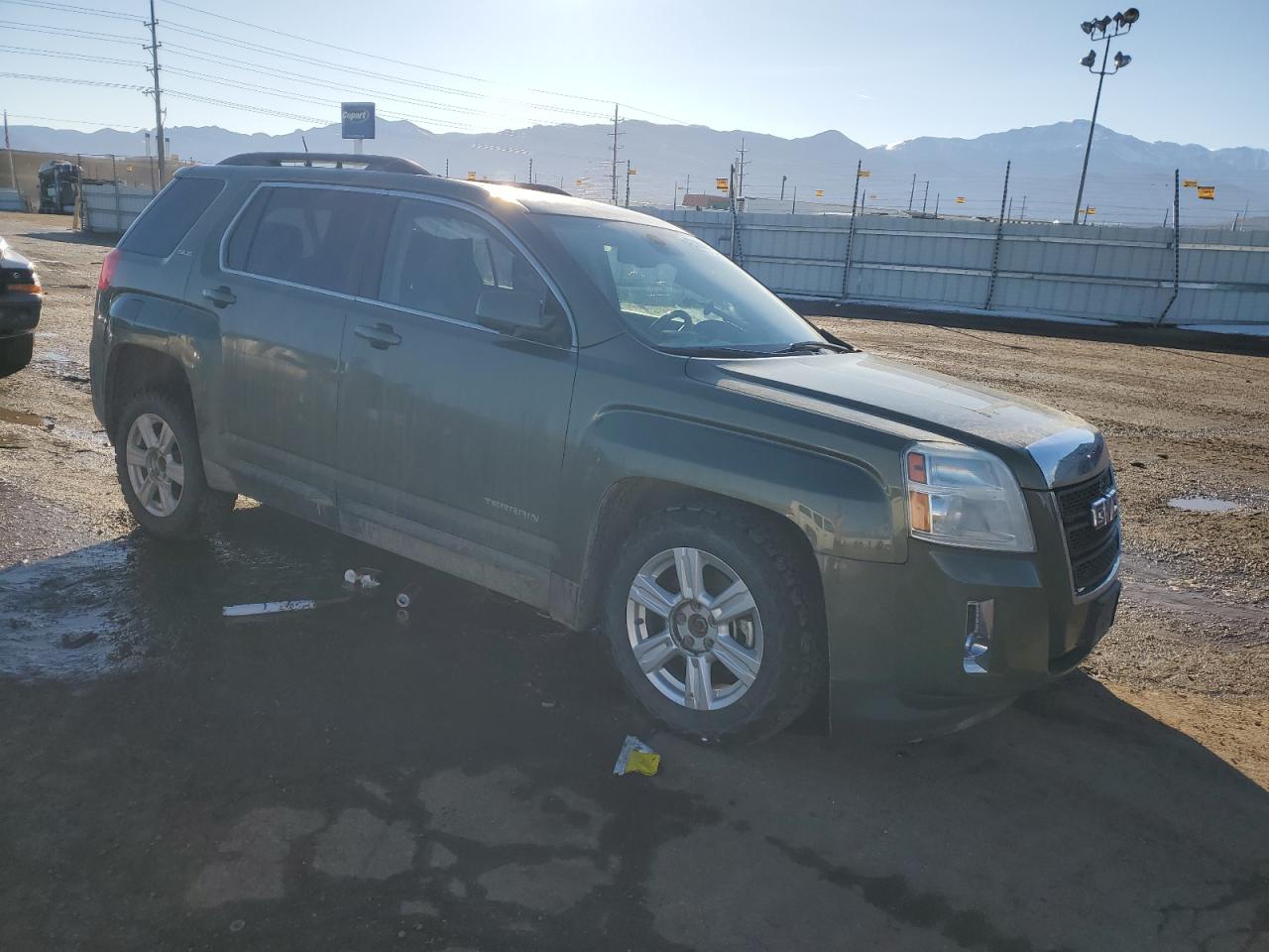 2015 GMC Terrain - Image 4