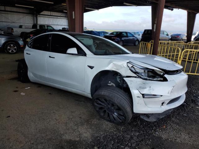  TESLA MODEL 3 2021 Biały
