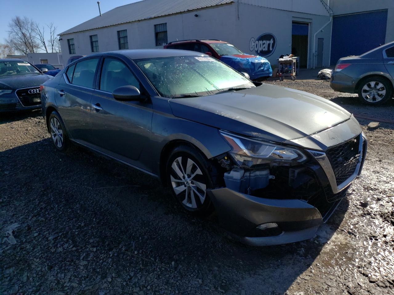 2020 Nissan Altima - Image 4