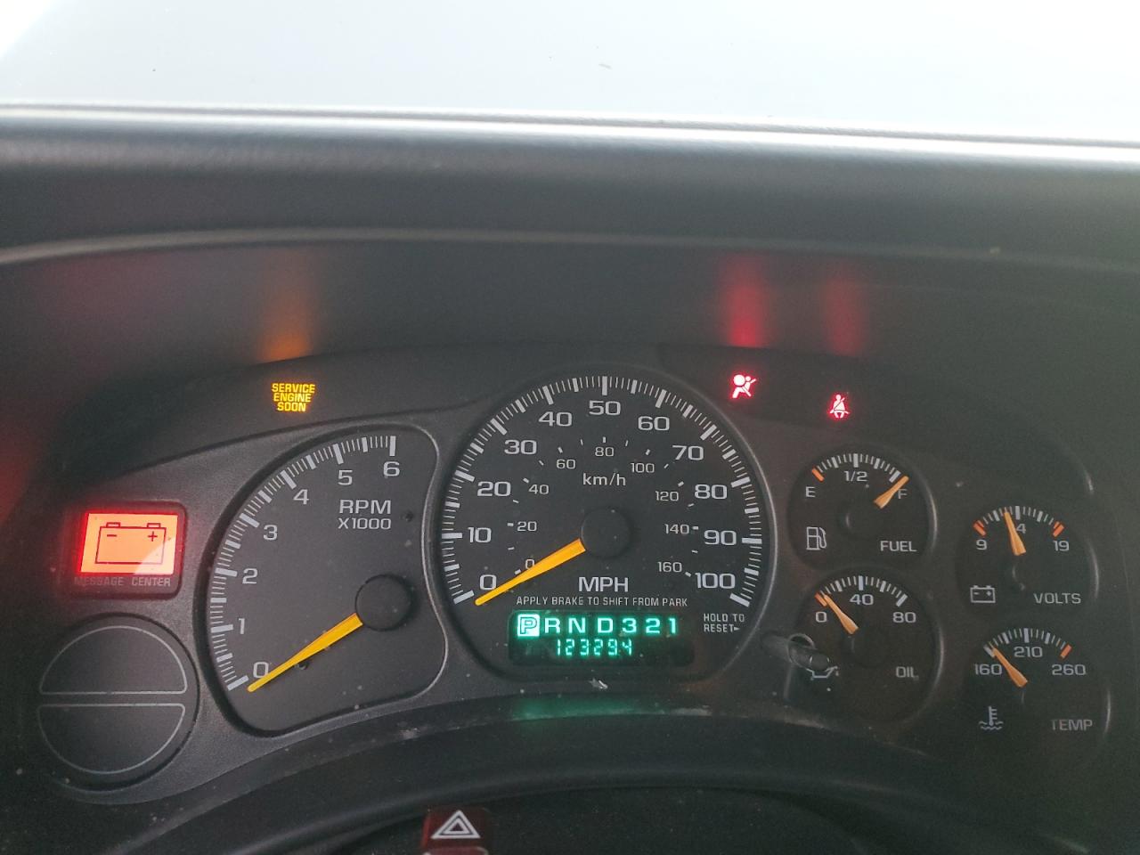 1999 Chevrolet Silverado - Image 9