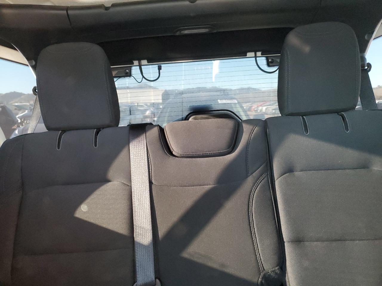 2019 Jeep Wrangler - Image 10