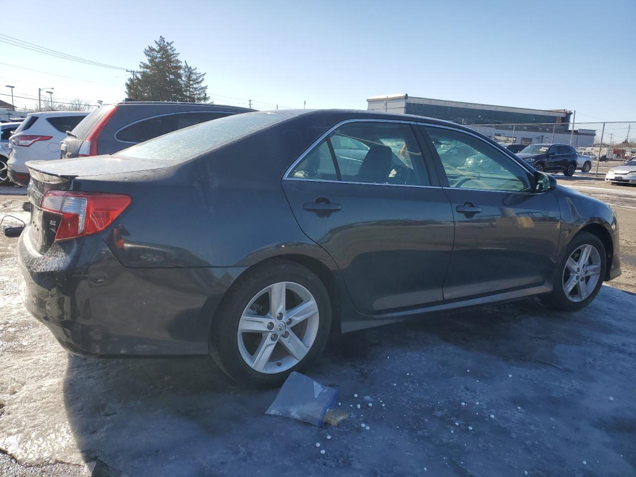2014 Toyota Camry - Image 3