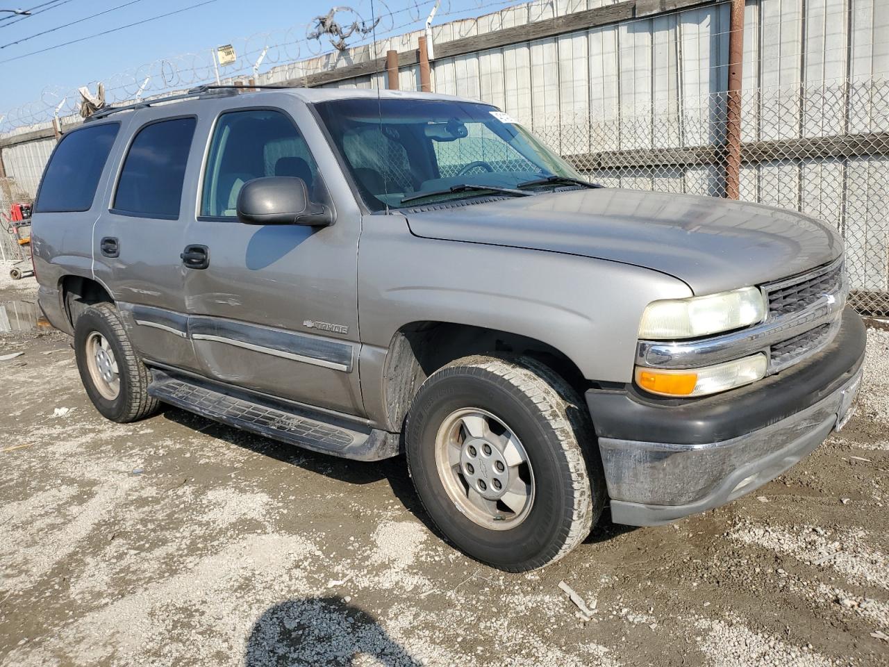 2003 Chevrolet Tahoe - Image 4