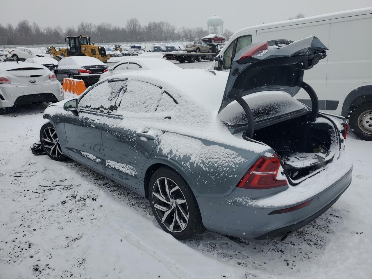 2019 Volvo S60 - Image 2