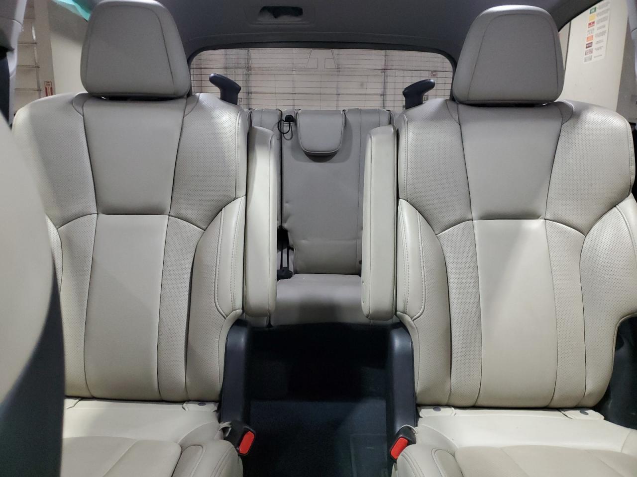 2021 Subaru Ascent - Image 10