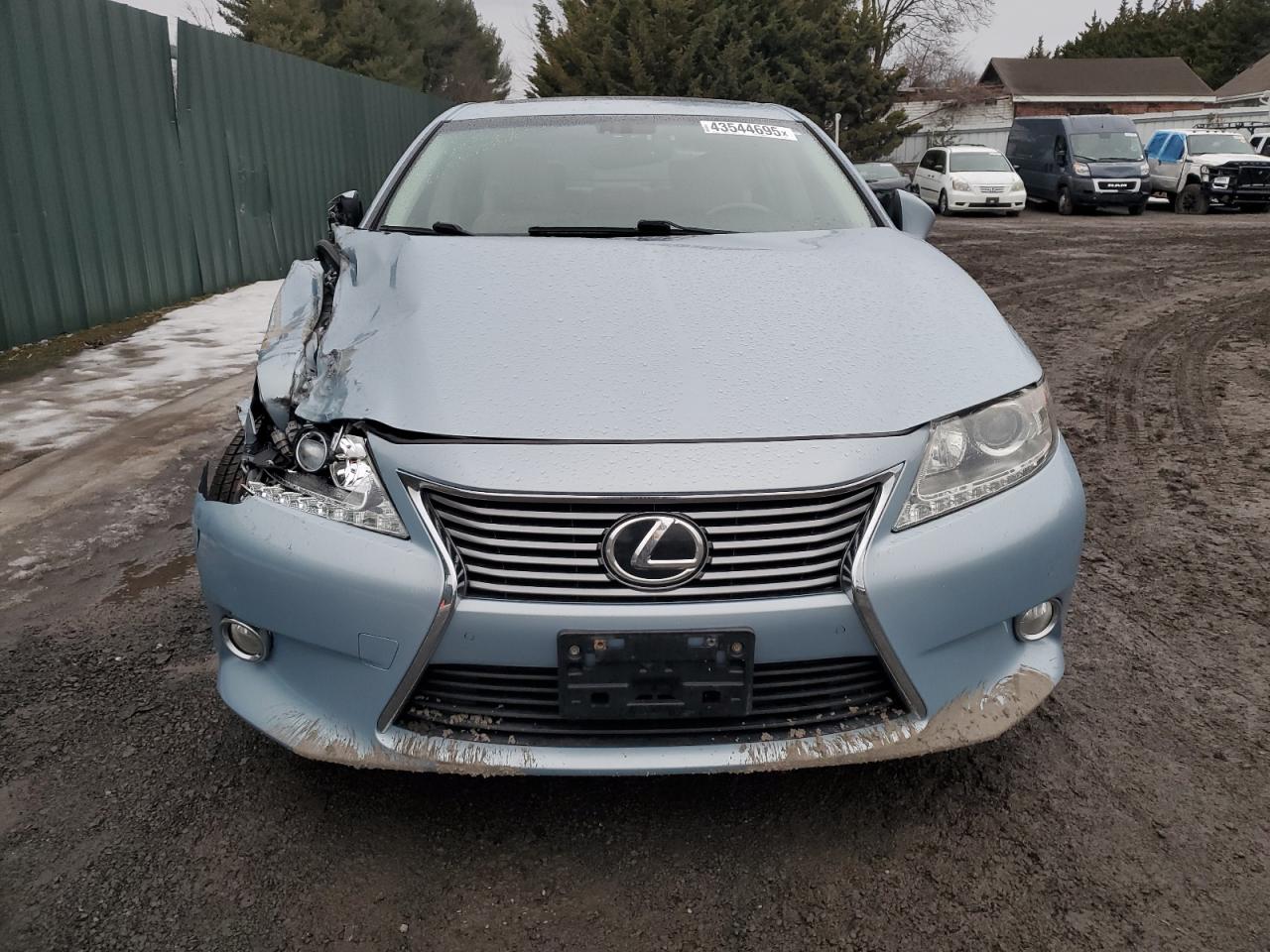 2013 Lexus ES - Image 5