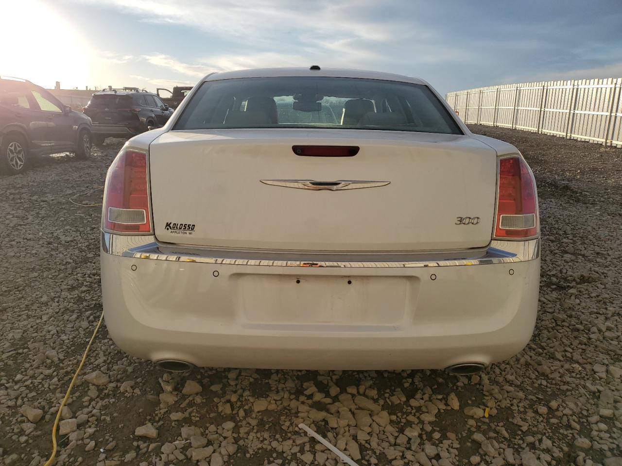 2014 Chrysler 300 - Image 6