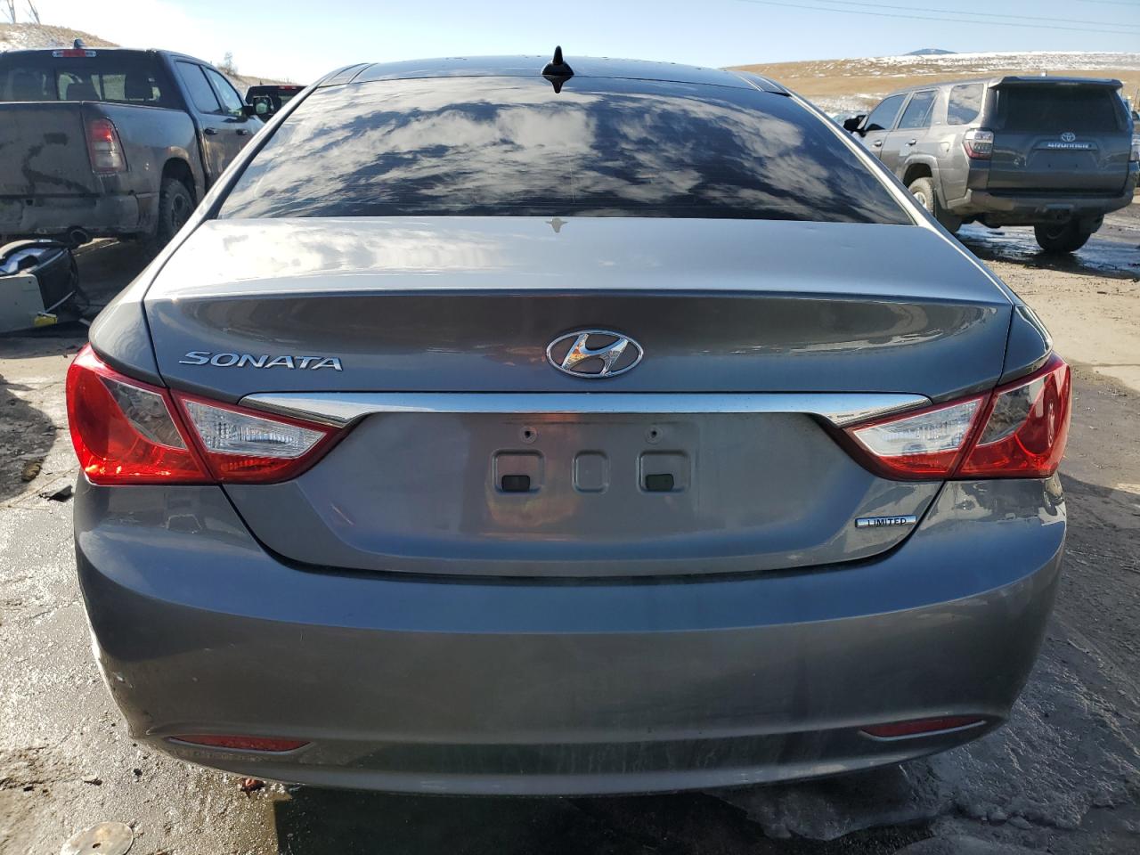 2012 Hyundai Sonata - Image 6