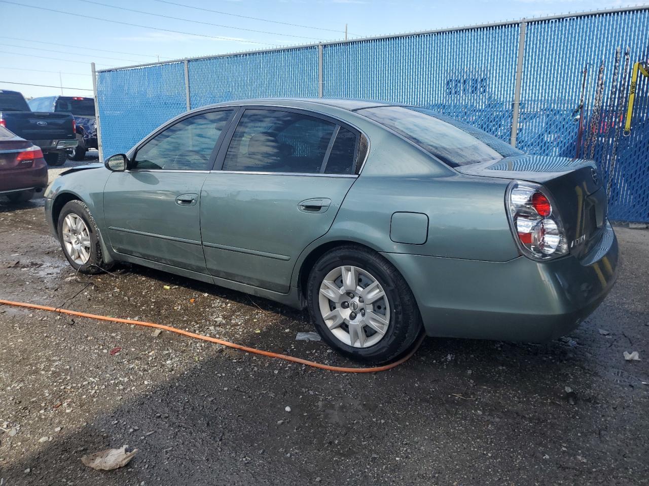 2006 Nissan Altima - Image 2