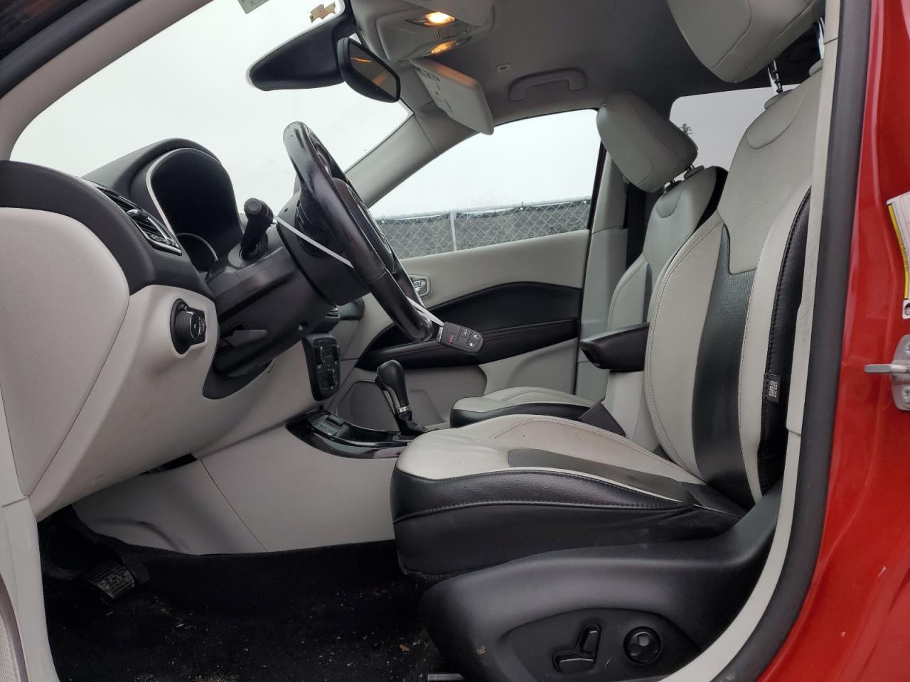 2019 Jeep Compass - Image 7