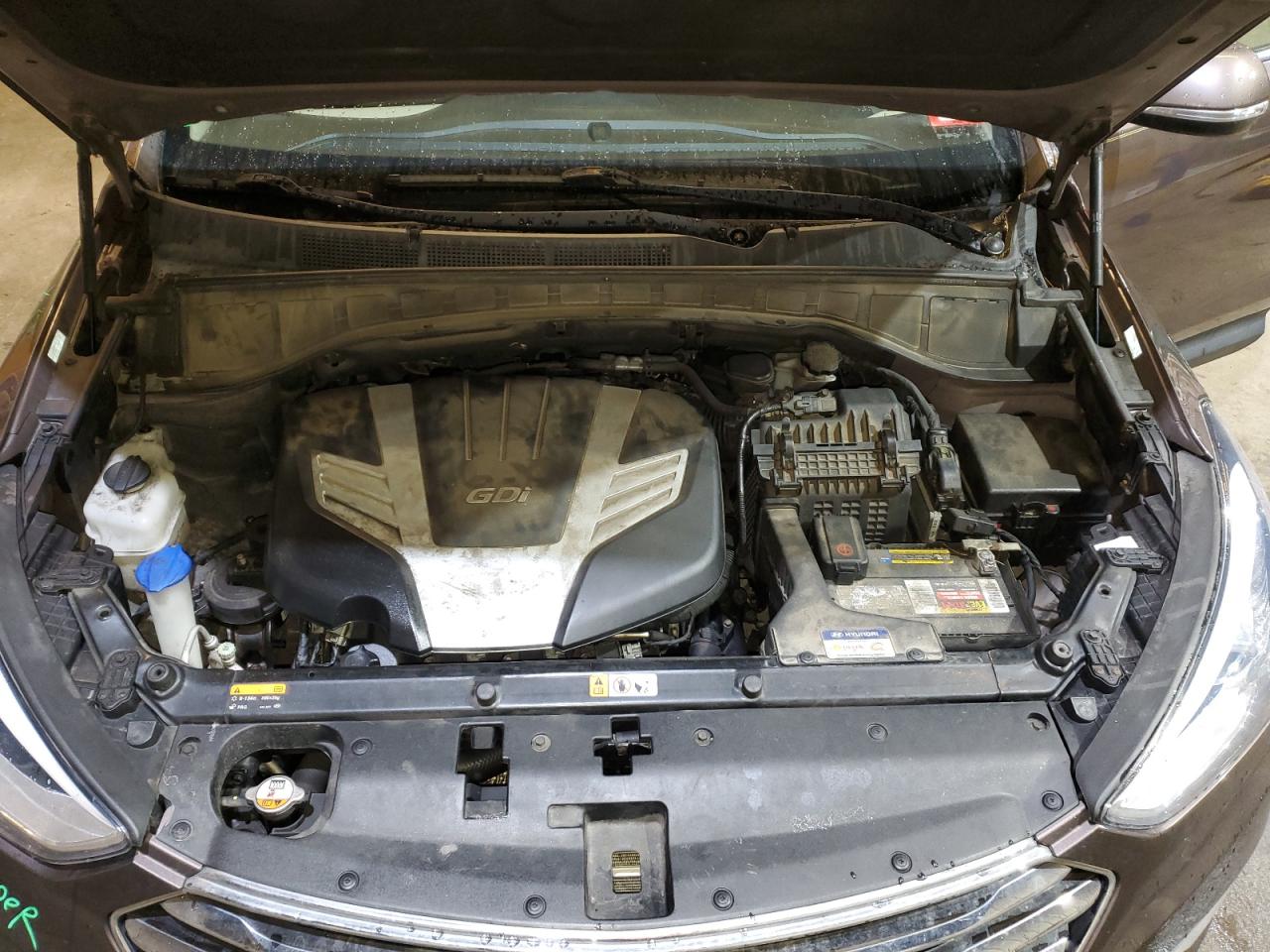 2014 Hyundai Santa Fe - Image 12