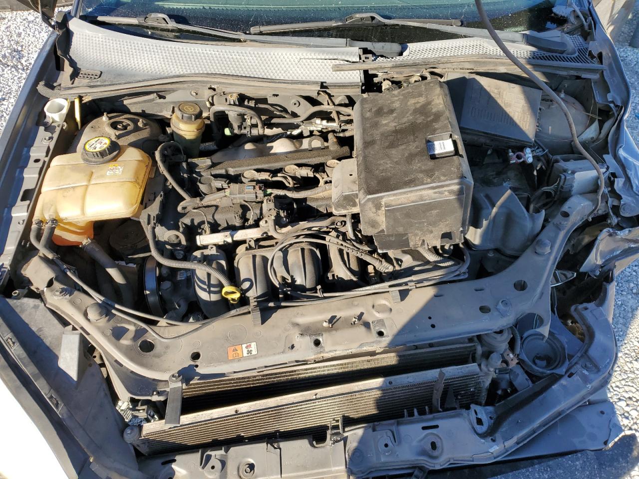2005 Ford Focus - Image 11