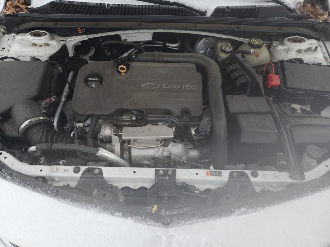 2016 Chevrolet Malibu - Image 11