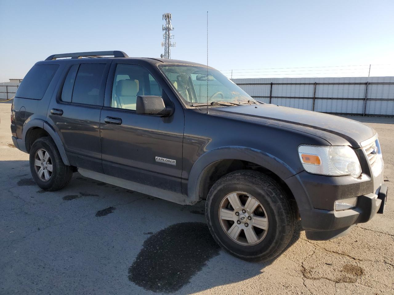 2007 Ford Explorer - Image 4