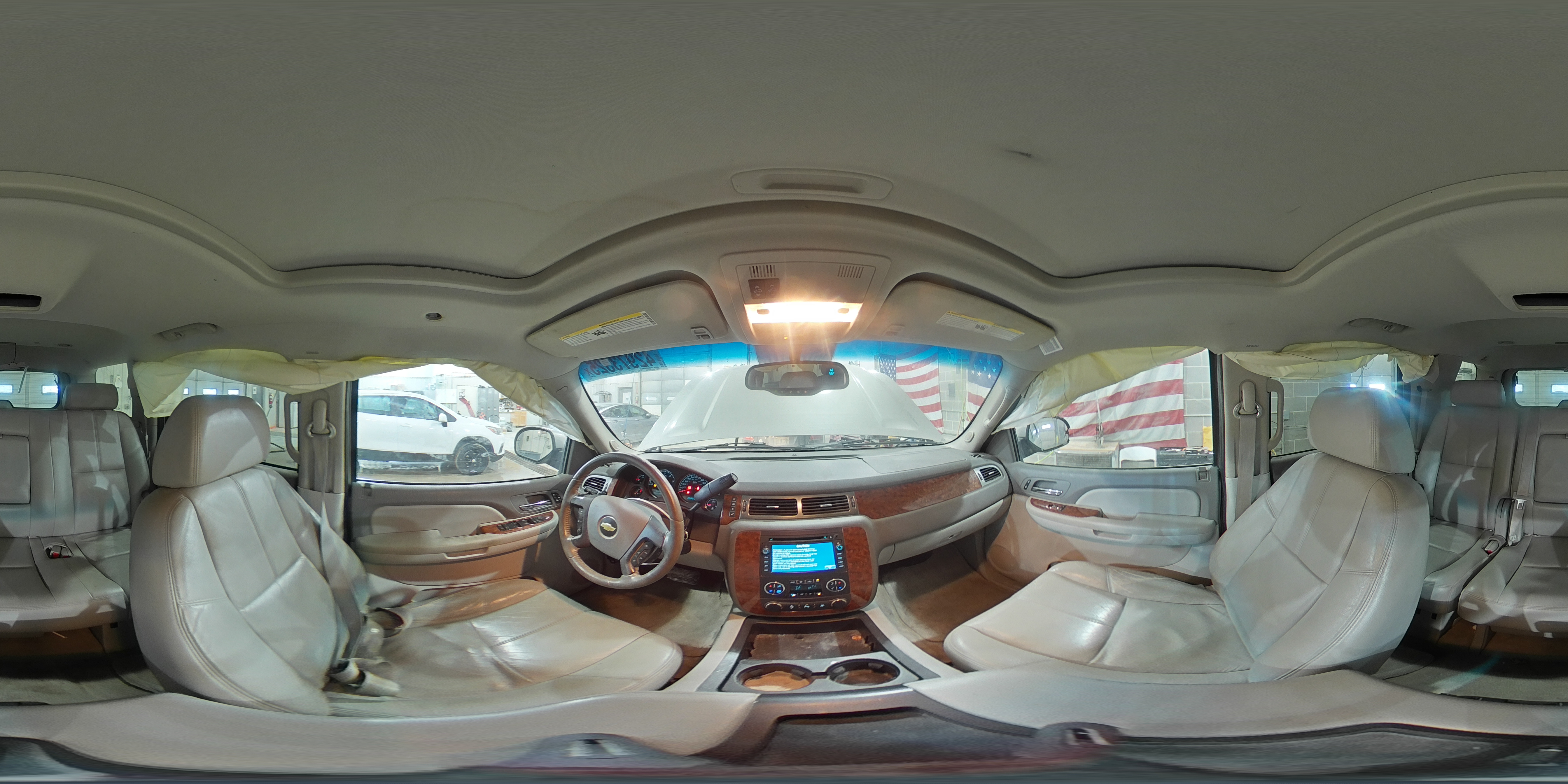2007 Chevrolet Tahoe - Image 13