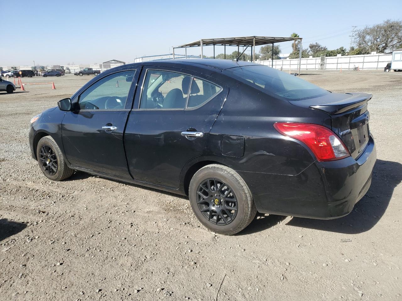 VIN 3N1CN7AP0GL852688 2016 NISSAN VERSA no.2