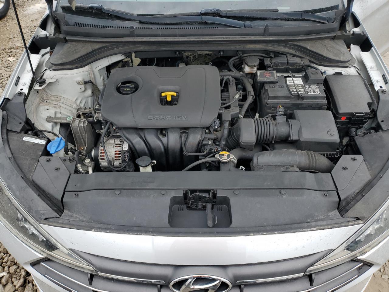 2020 Hyundai Elantra - Image 11