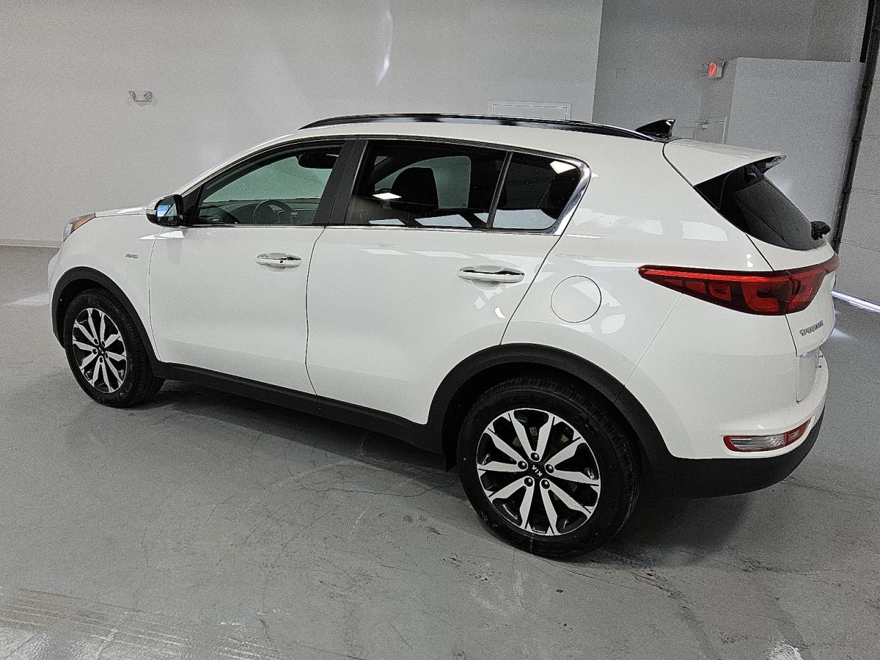 2019 Kia Sportage - Image 2
