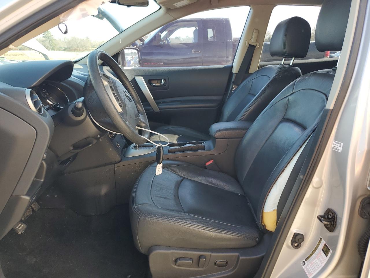 2011 Nissan Rogue - Image 7