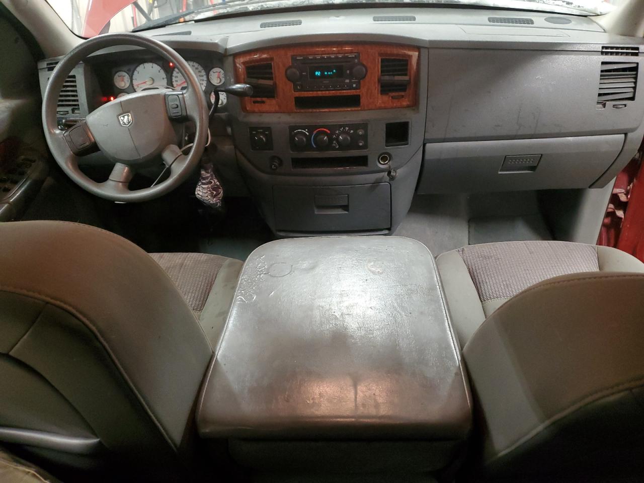 2006 Dodge RAM - Image 8