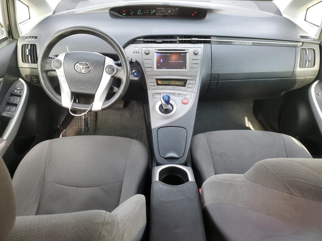 2015 Toyota Prius - Image 8