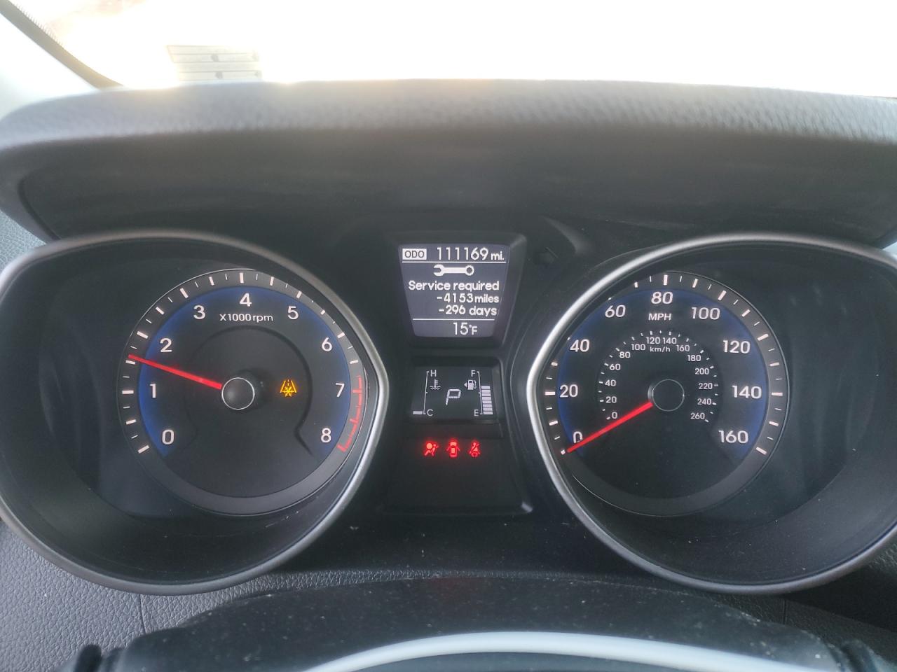 2016 Hyundai Elantra - Image 9