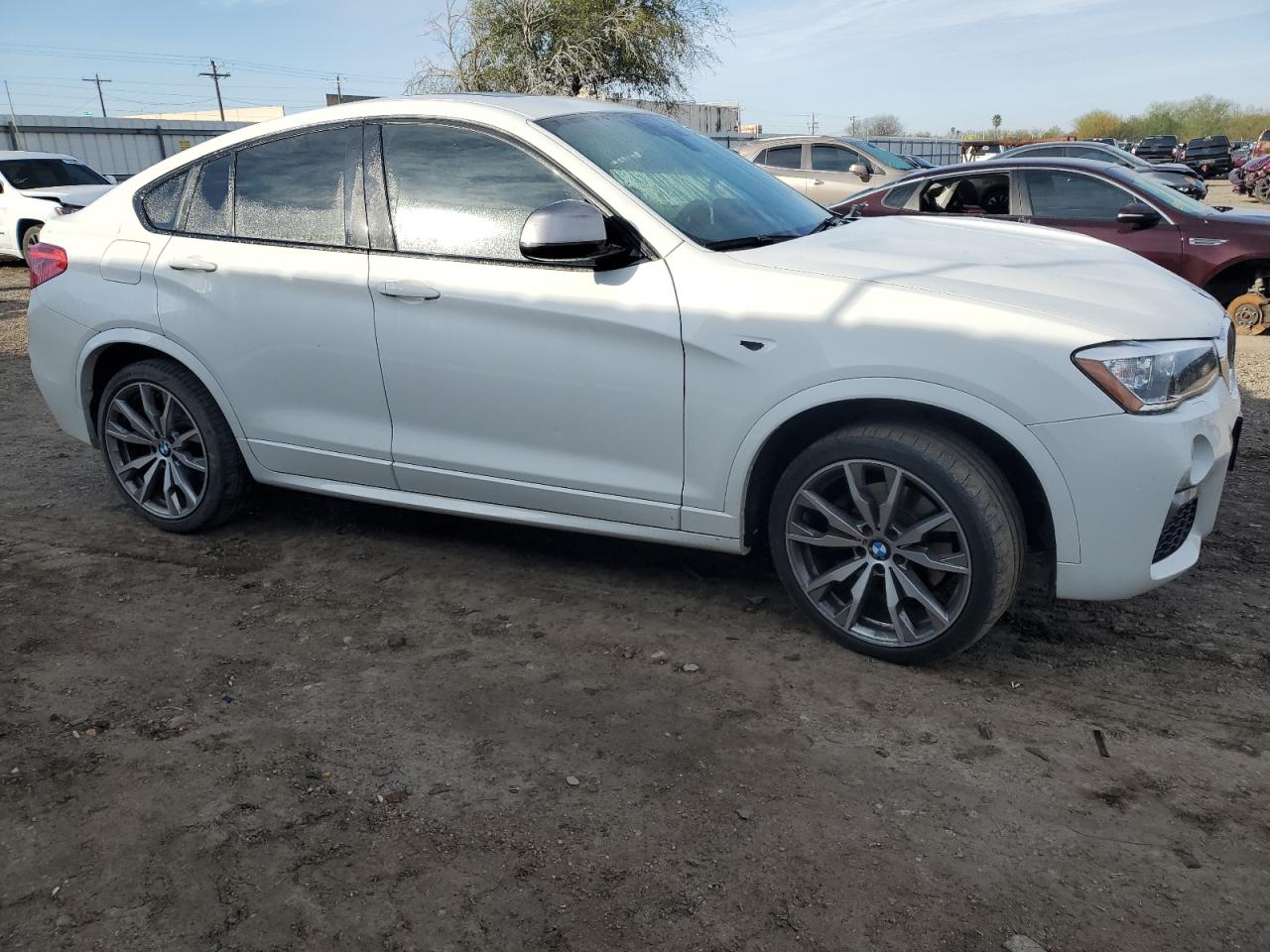 2017 BMW X4 - Image 4