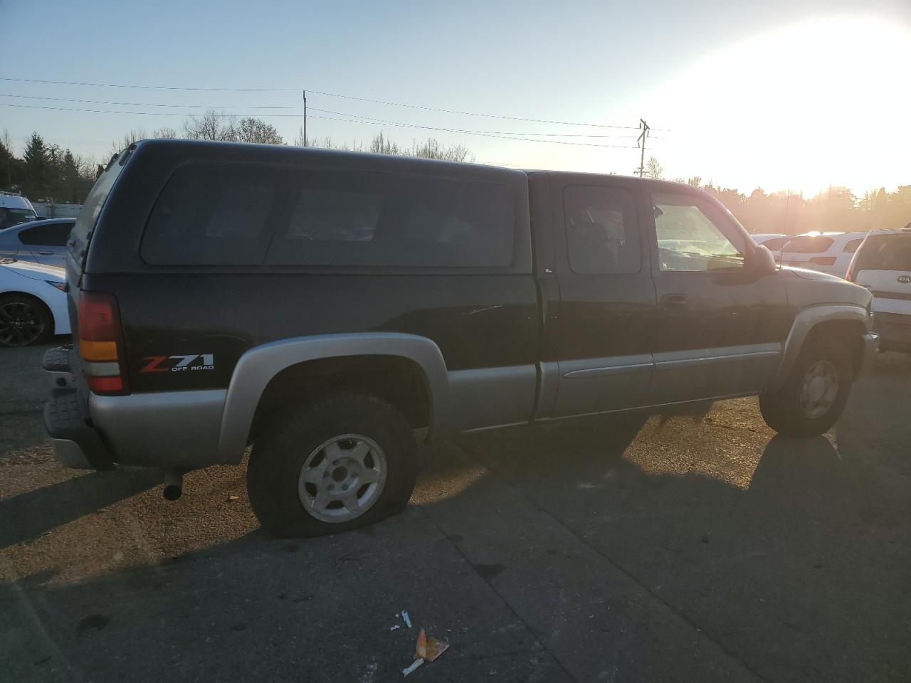 2003 GMC Sierra - Image 3