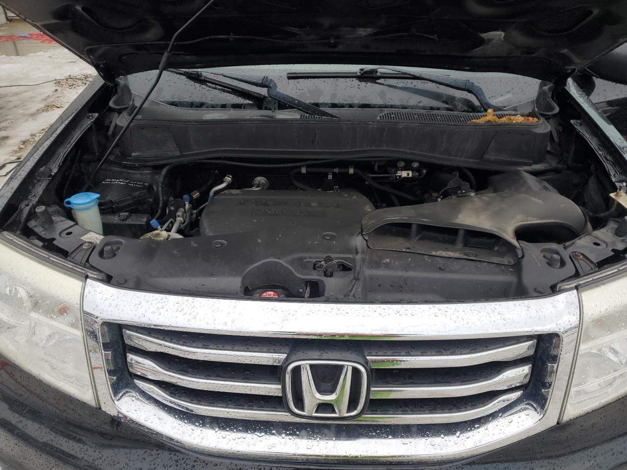 2015 Honda Pilot - Image 12