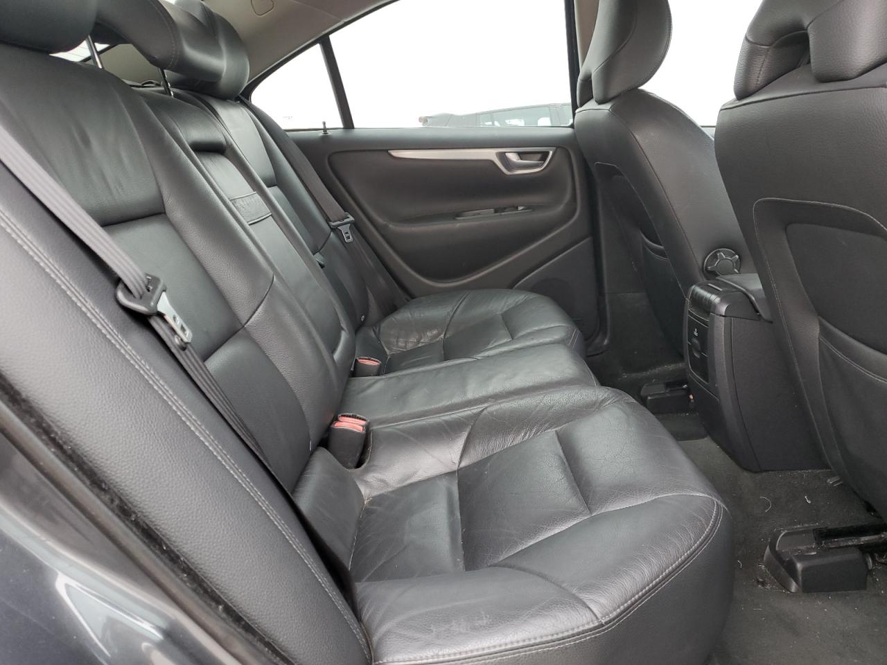 2009 Volvo S60 - Image 10