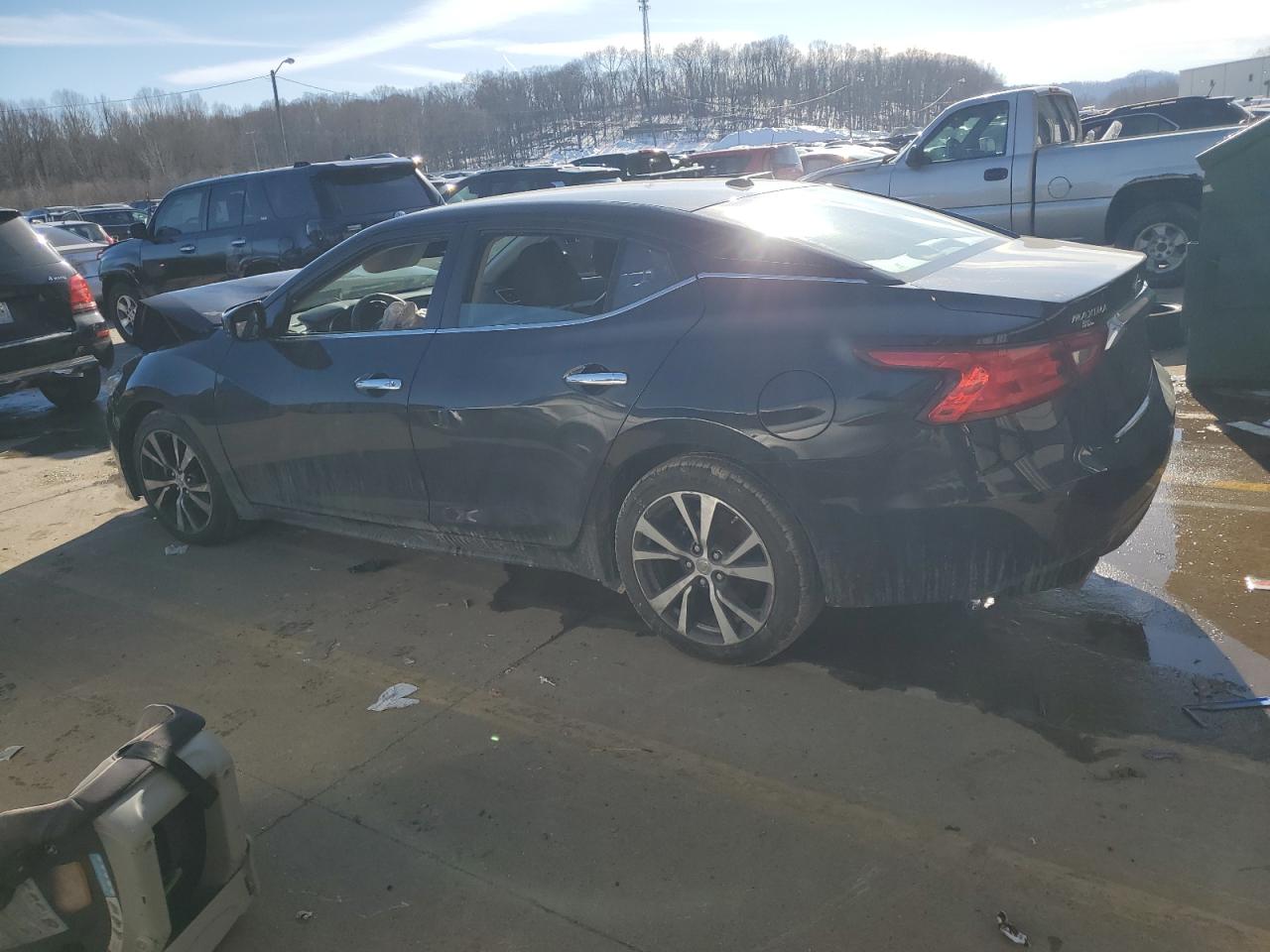 2016 Nissan Maxima - Image 2