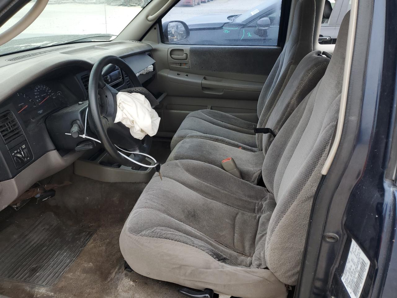 2003 Dodge Dakota - Image 7