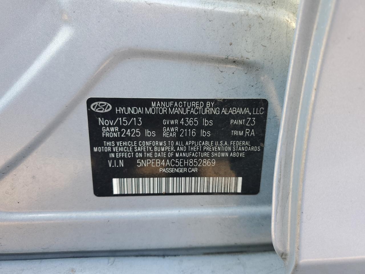 2014 Hyundai Sonata - Image 12