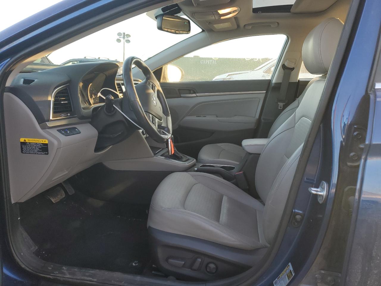 2017 Hyundai Elantra - Image 7