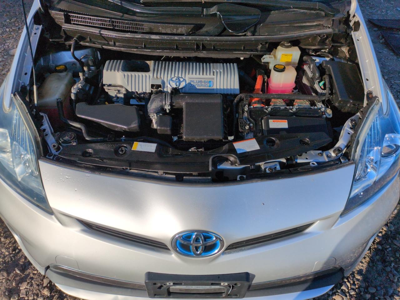2014 Toyota Prius - Image 11