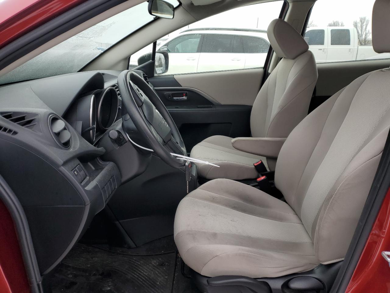 2015 Mazda 5 - Image 7