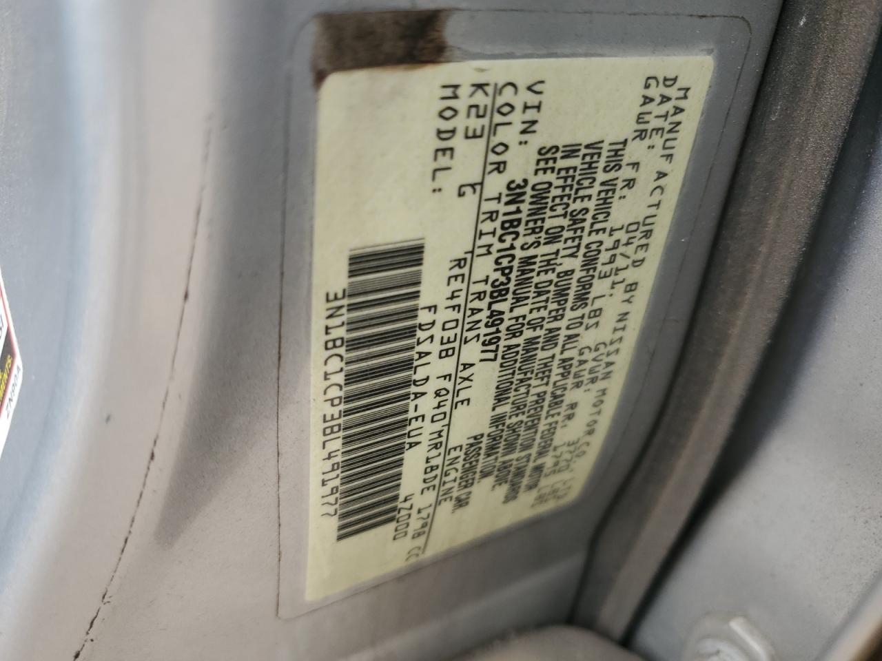 2011 Nissan Versa - Image 12