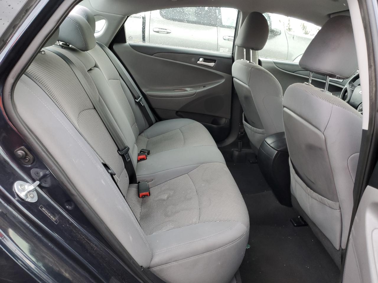 2014 Hyundai Sonata - Image 10