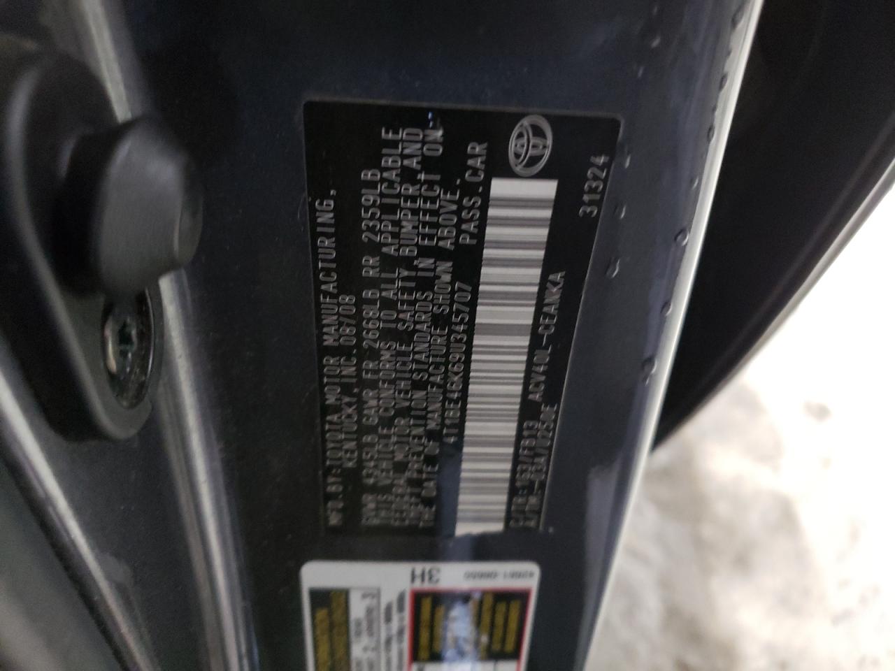 2009 Toyota Camry - Image 12